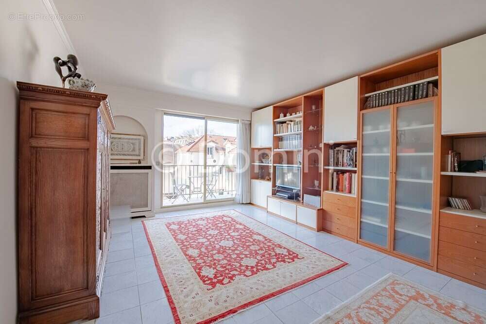 Appartement à FONTENAY-SOUS-BOIS