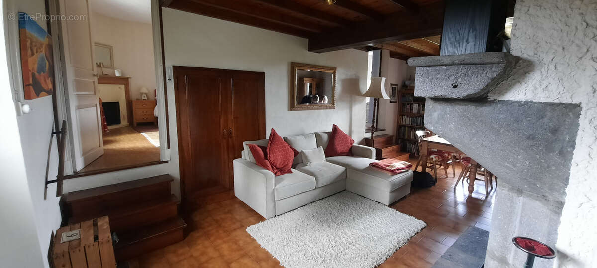 Maison à LEOTOING