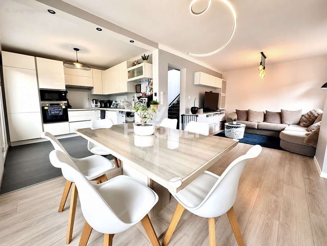 Maison individuelle à vendre à ESCHERANGE - photo 2