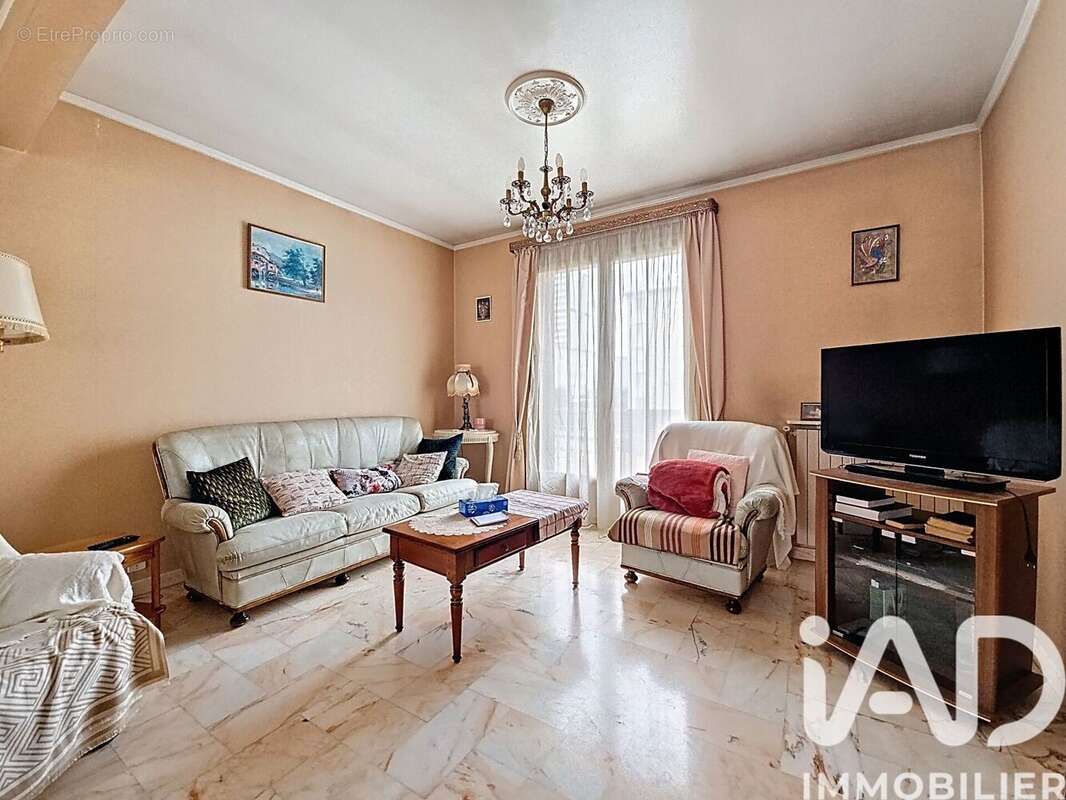 Photo 8 - Maison à CHEVILLY-LARUE