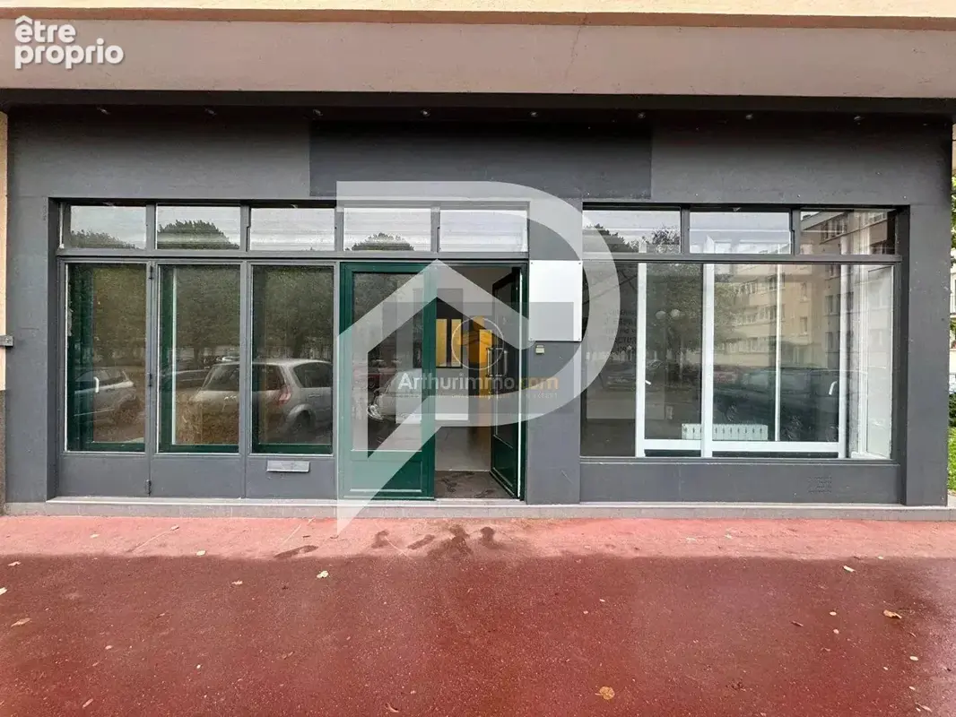 Vente Bureau-local Le pecq(78230) 245 000ï¿œ - photo 2