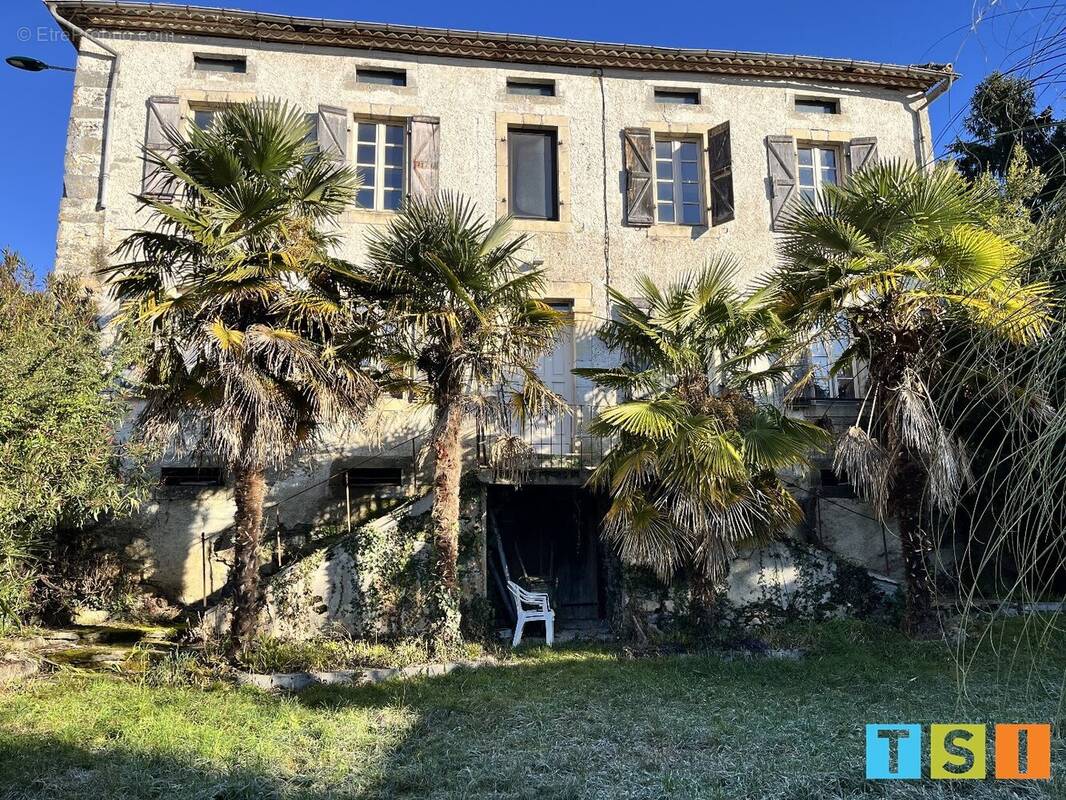 Maison à SAUVETERRE-DE-COMMINGES