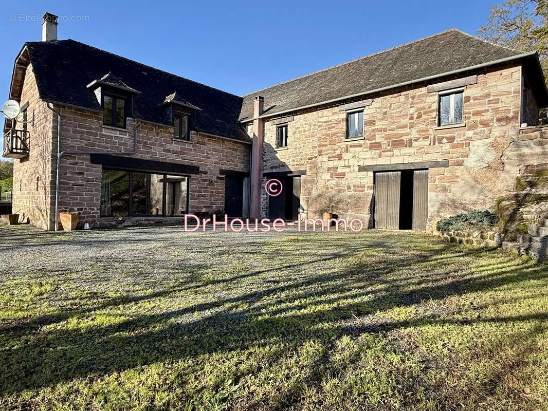 Maison à SAINT-CYPRIEN