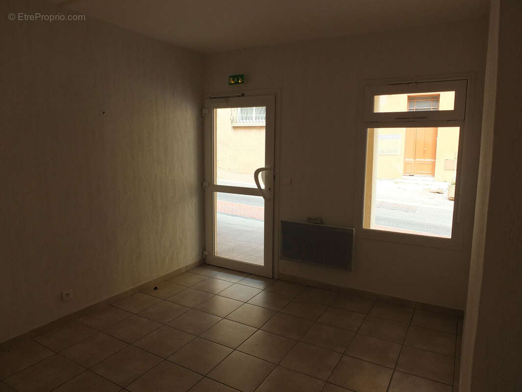 Appartement à SALERNES