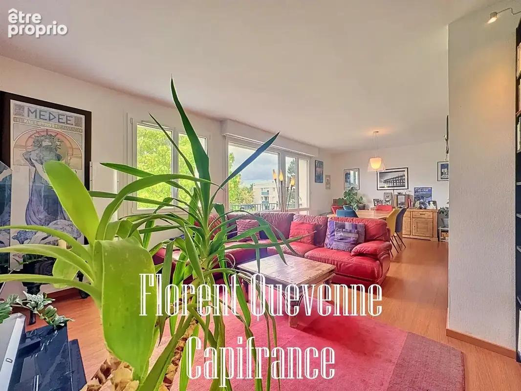 Dernier étage – 3 chambres – 47 m² de pièce de vie – balcon avec vue sur parc – garage - photo 3