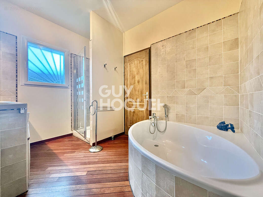 Maison à GUJAN-MESTRAS