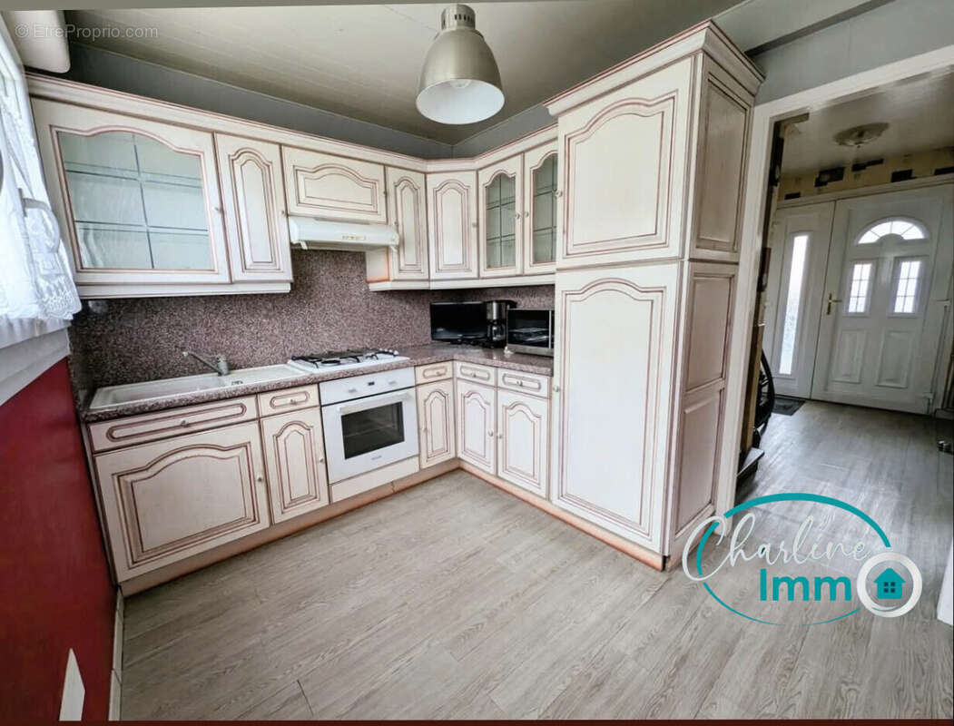 Maison à AILLY-SUR-SOMME