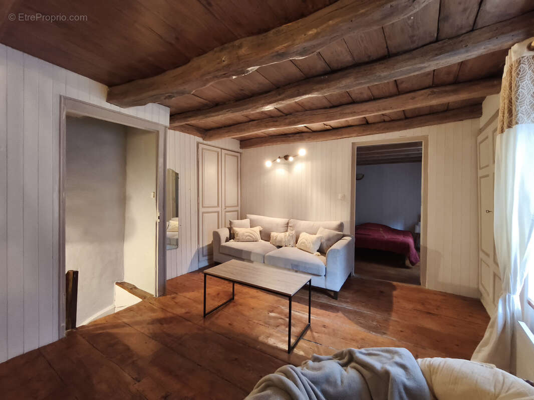 Maison à TENAY