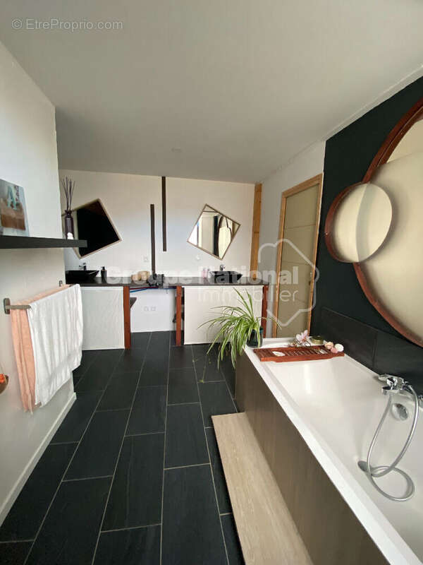Appartement à CHATEAURENARD