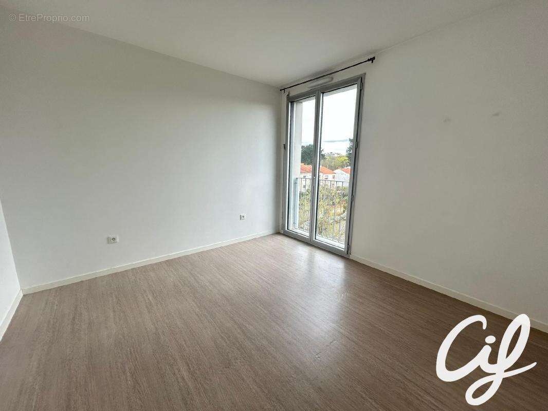 Appartement T2 NANTES Carcouët - 46.77 m2  168 000 Euros - photo 6