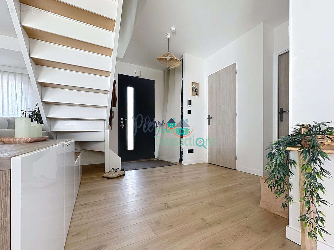 Maison à SAINT-ROMAIN-DE-COLBOSC