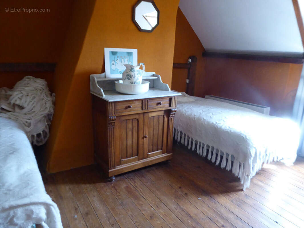 Maison à PONT-L'EVEQUE