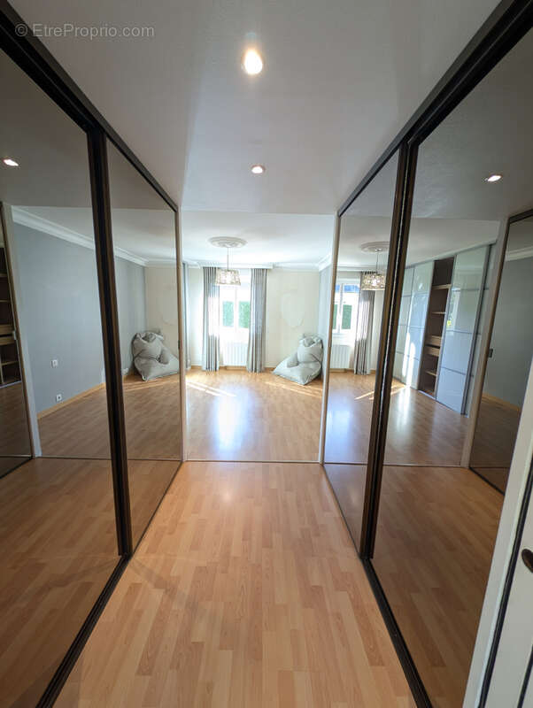 Maison à VERN-SUR-SEICHE