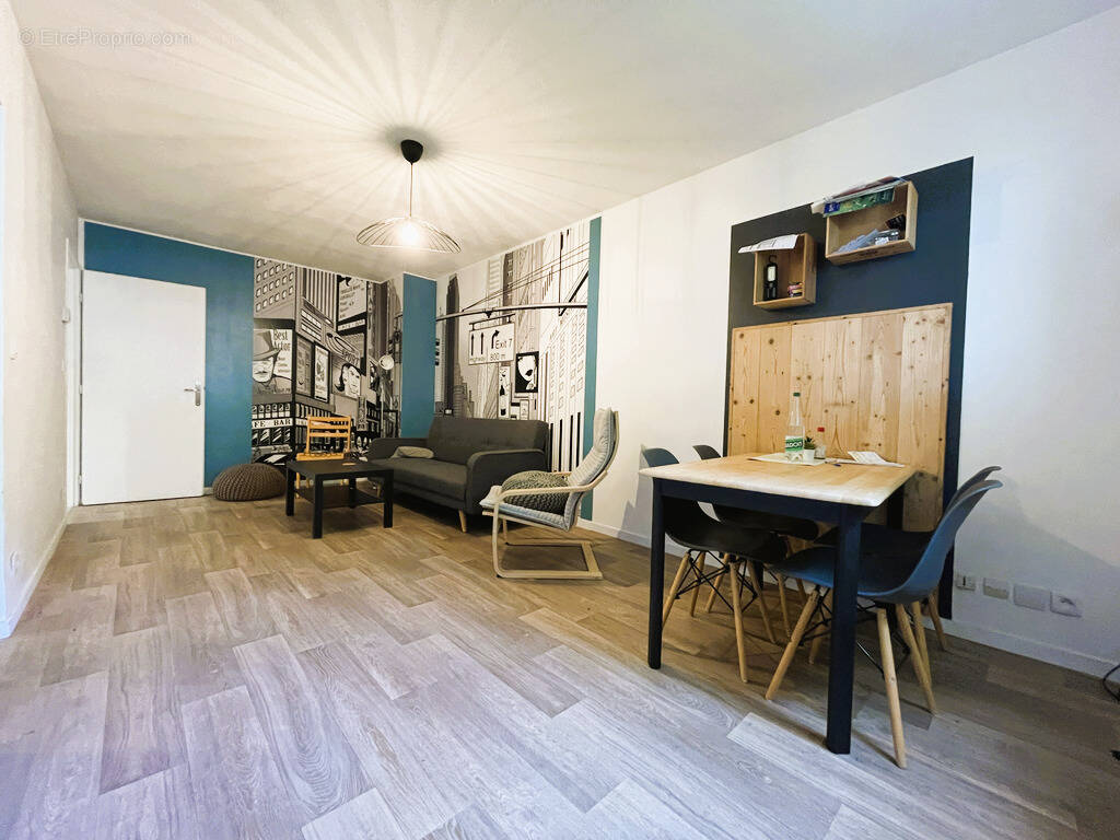 Appartement à SAINT-MARTIN-D'HERES