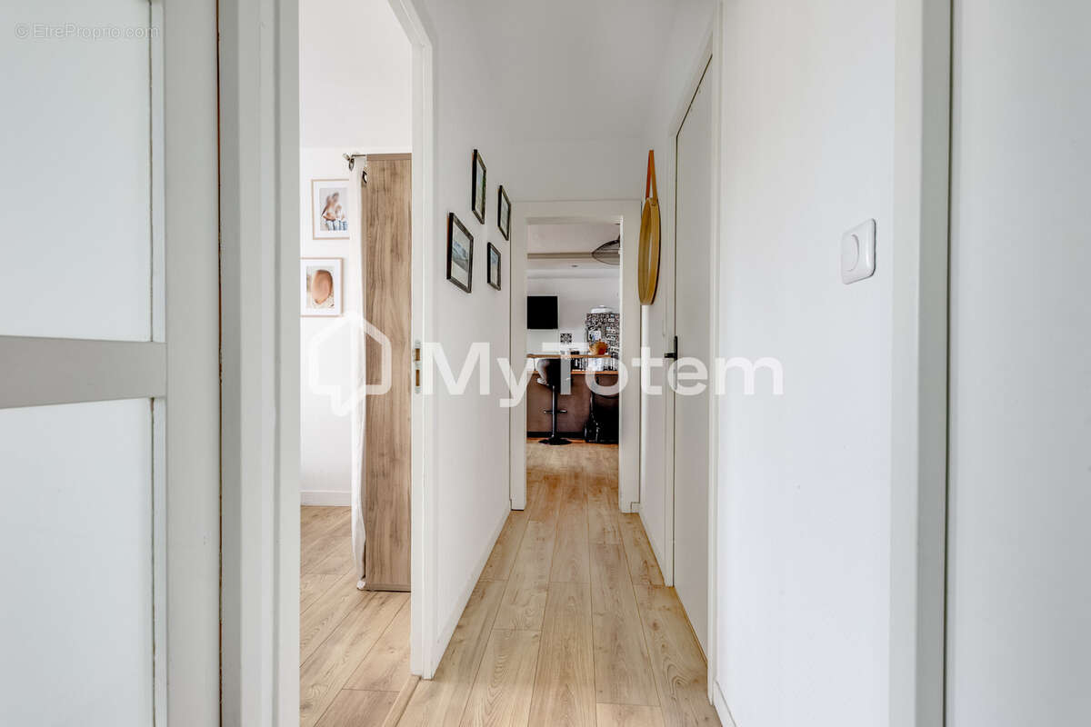 Appartement à CHAVILLE