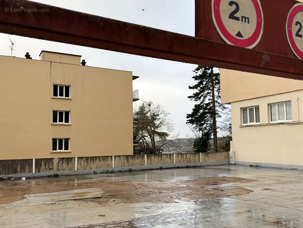 Parking à EVREUX