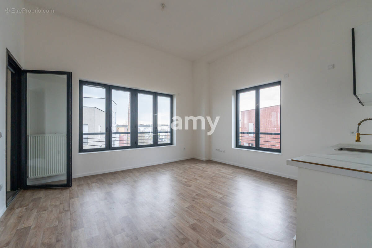 Appartement à STAINS