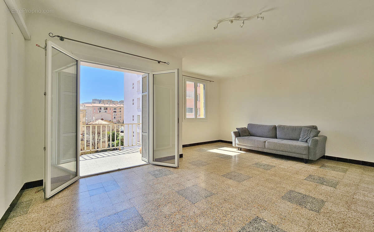 Appartement à AJACCIO