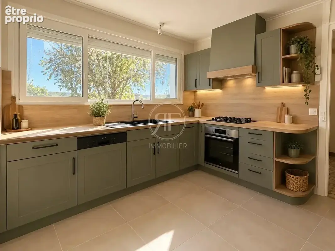 Maison T5 140m² habitables - Jardin, Garage & Dépendances - photo 6