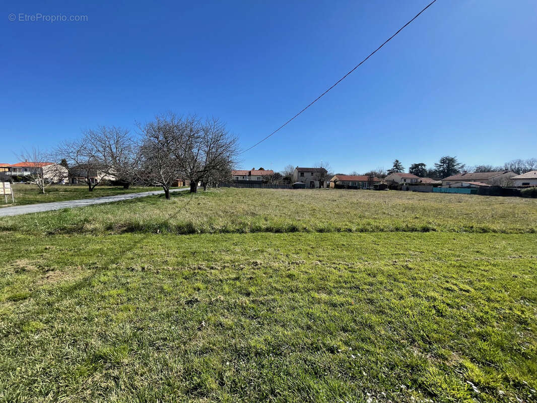 Maison à SAINT-JUERY