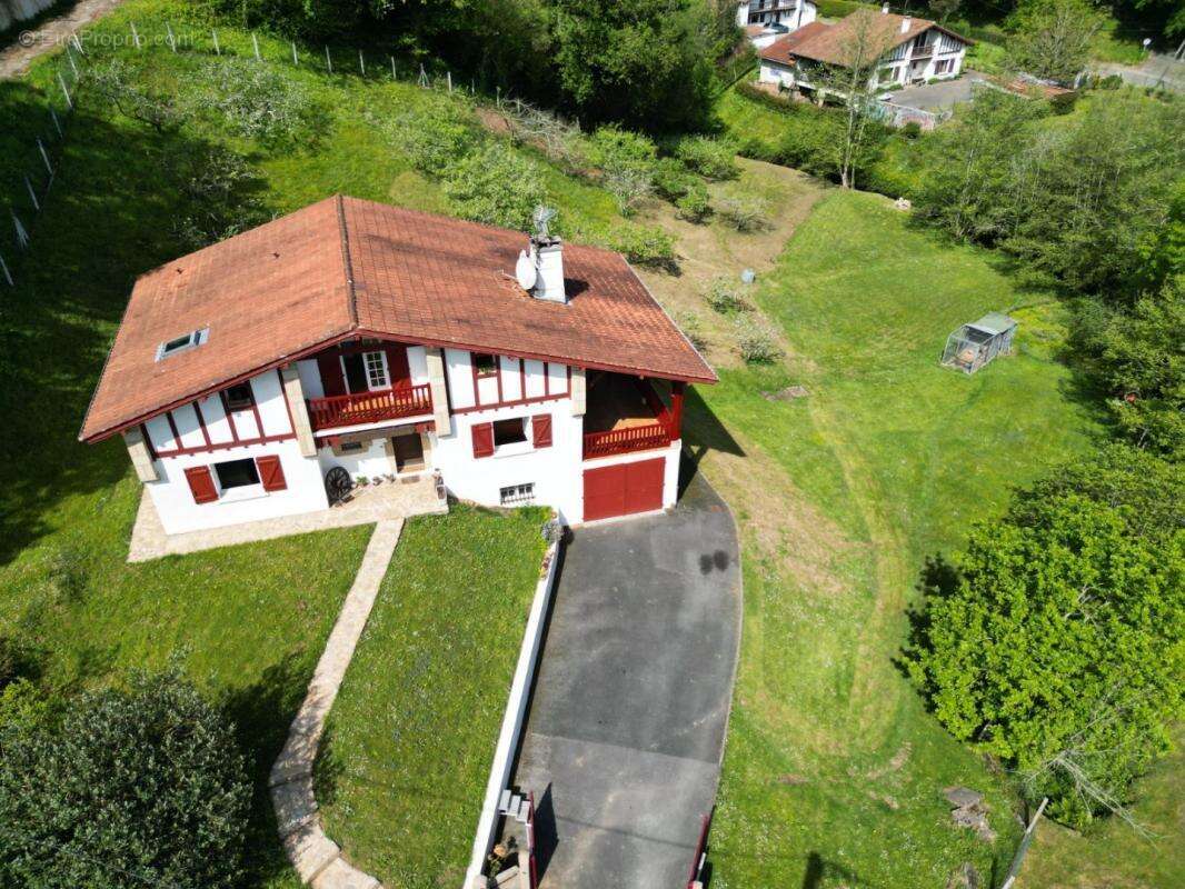 Maison à BIRIATOU