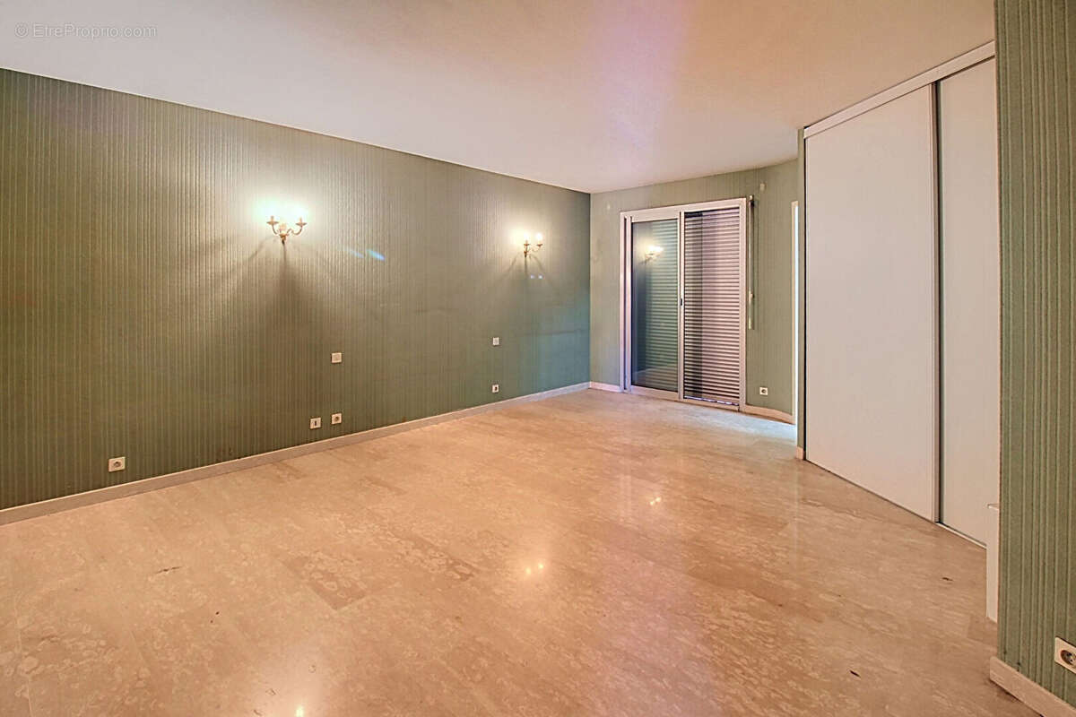 Appartement à DRAGUIGNAN