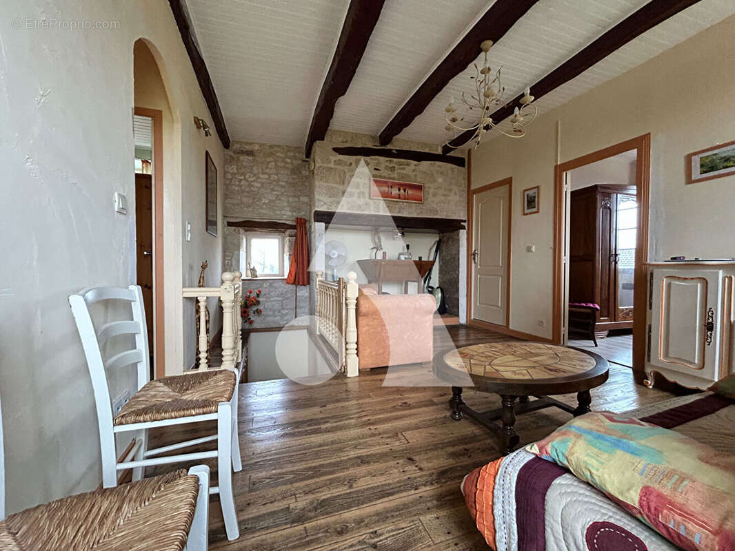 Maison à SAINT-MATRE