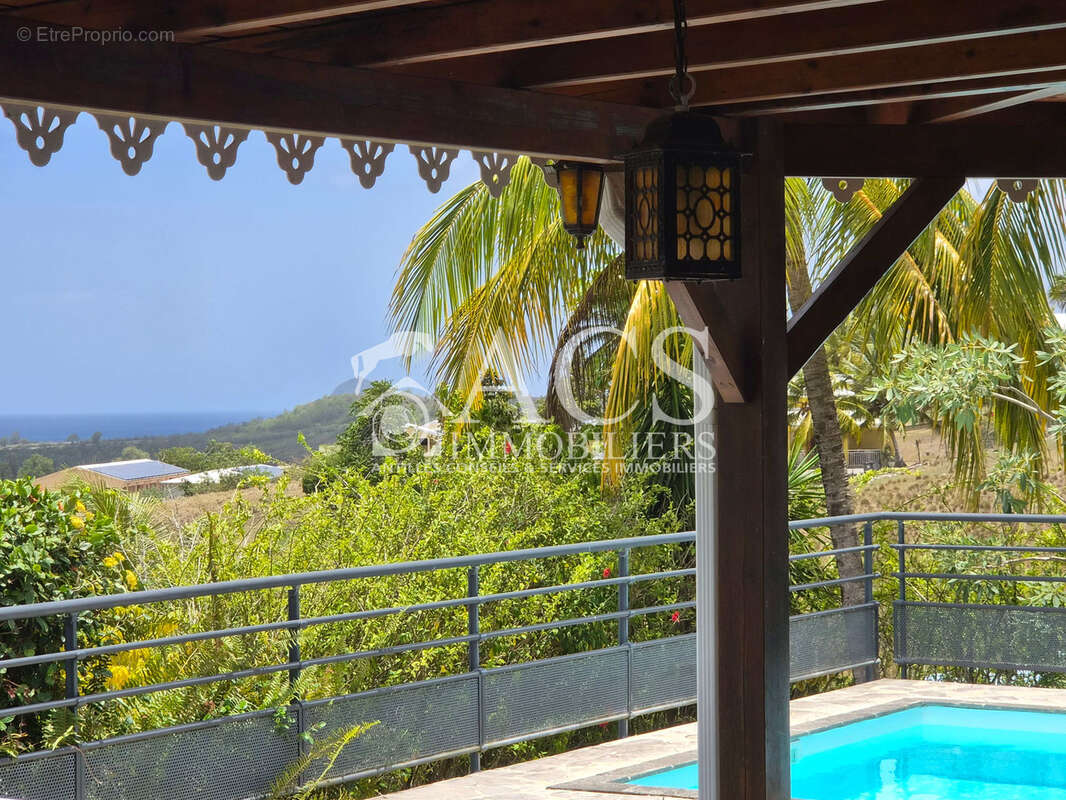 Villa de charme F4 + studio avec vue mer et piscine - photo 11