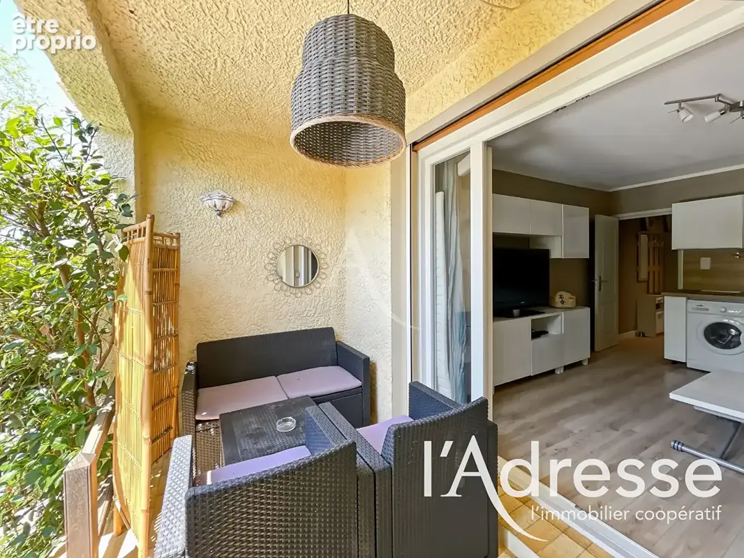 Studio Saint-Cyr-Sur-Mer en Rez-de-jardin - photo 6