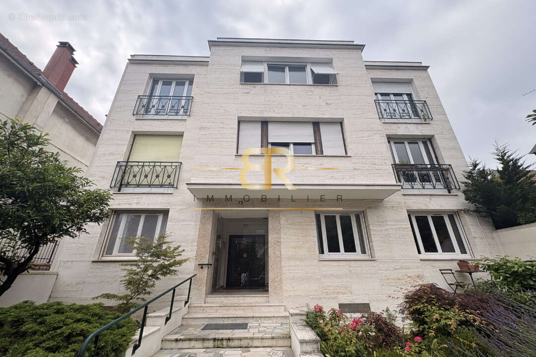 Appartement à COLOMBES