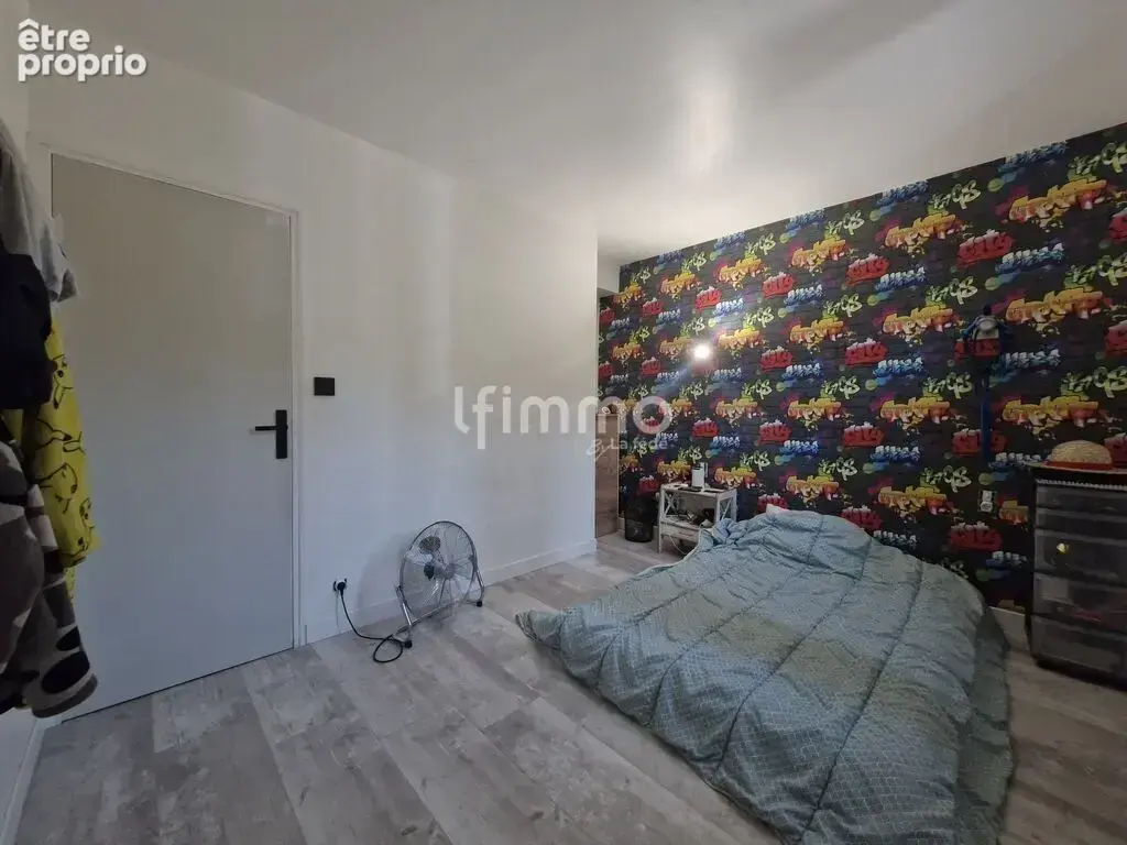 Maison familiale 98m² avec piscine et grands garages – Montazels - photo 8
