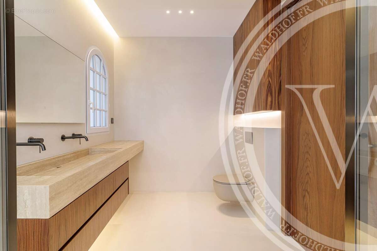 Maison à ROQUEBRUNE-CAP-MARTIN