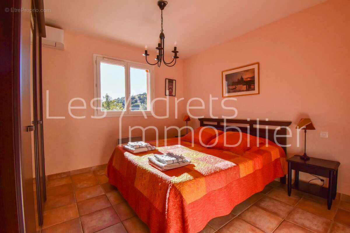 Maison à LES ADRETS-DE-L'ESTEREL