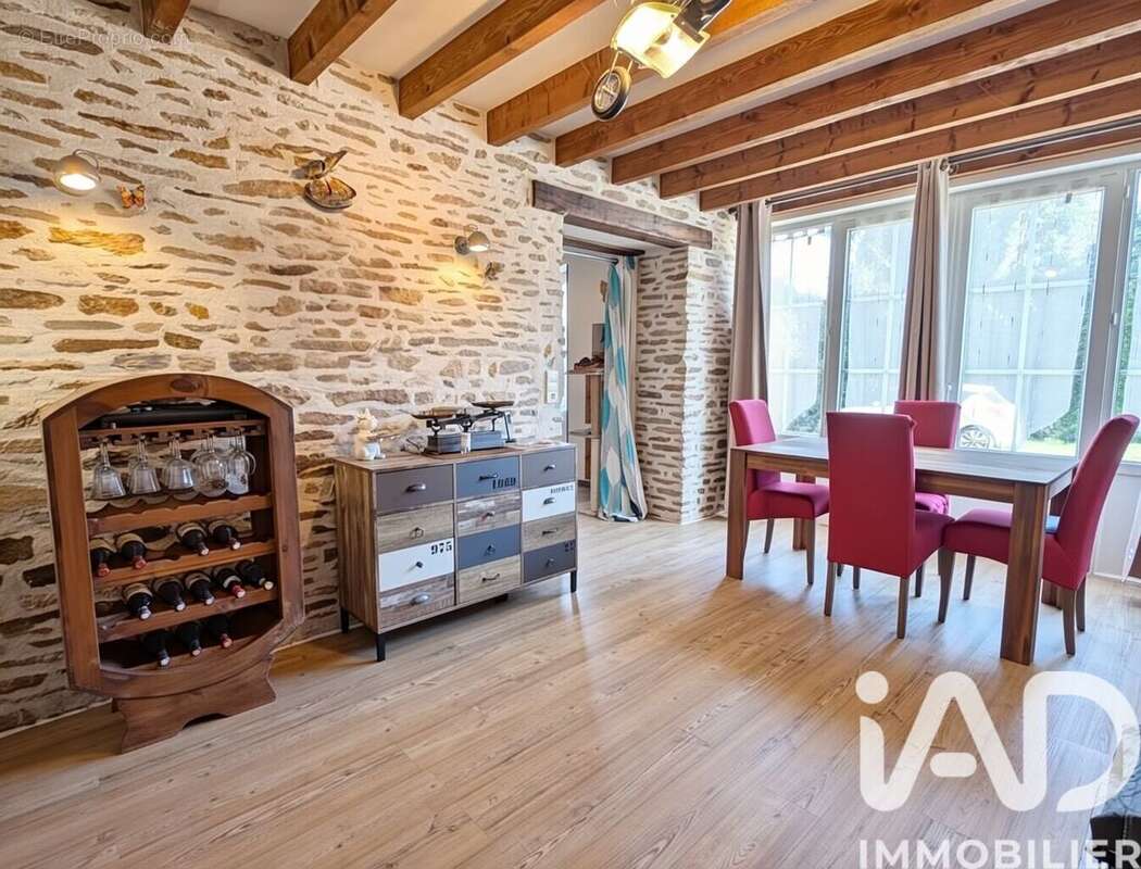 Maison 185 m² à Pouligny-Notre-Dame  - photo 8