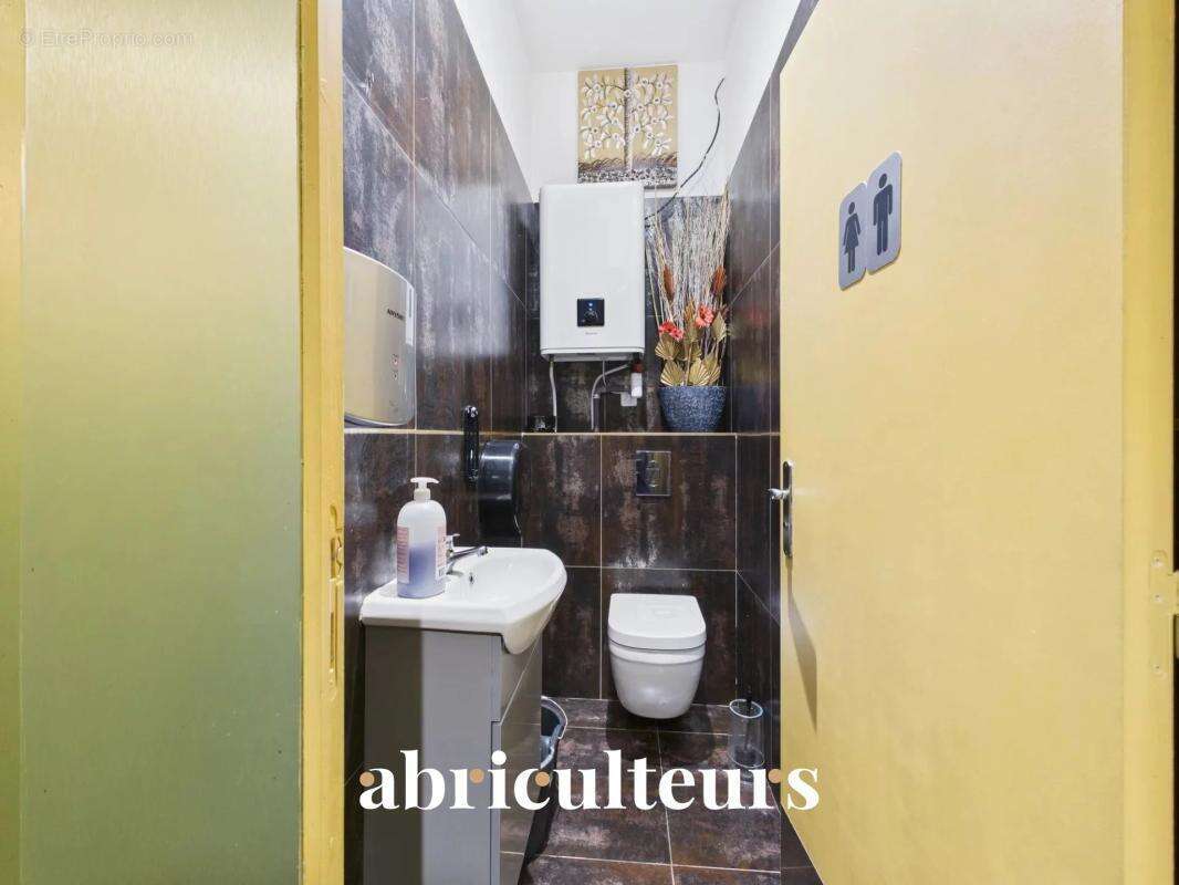 Paris 12 - bastille / rue de charenton : murs commerciaux 76m² - emplacement prime avec terrasse - photo 12
