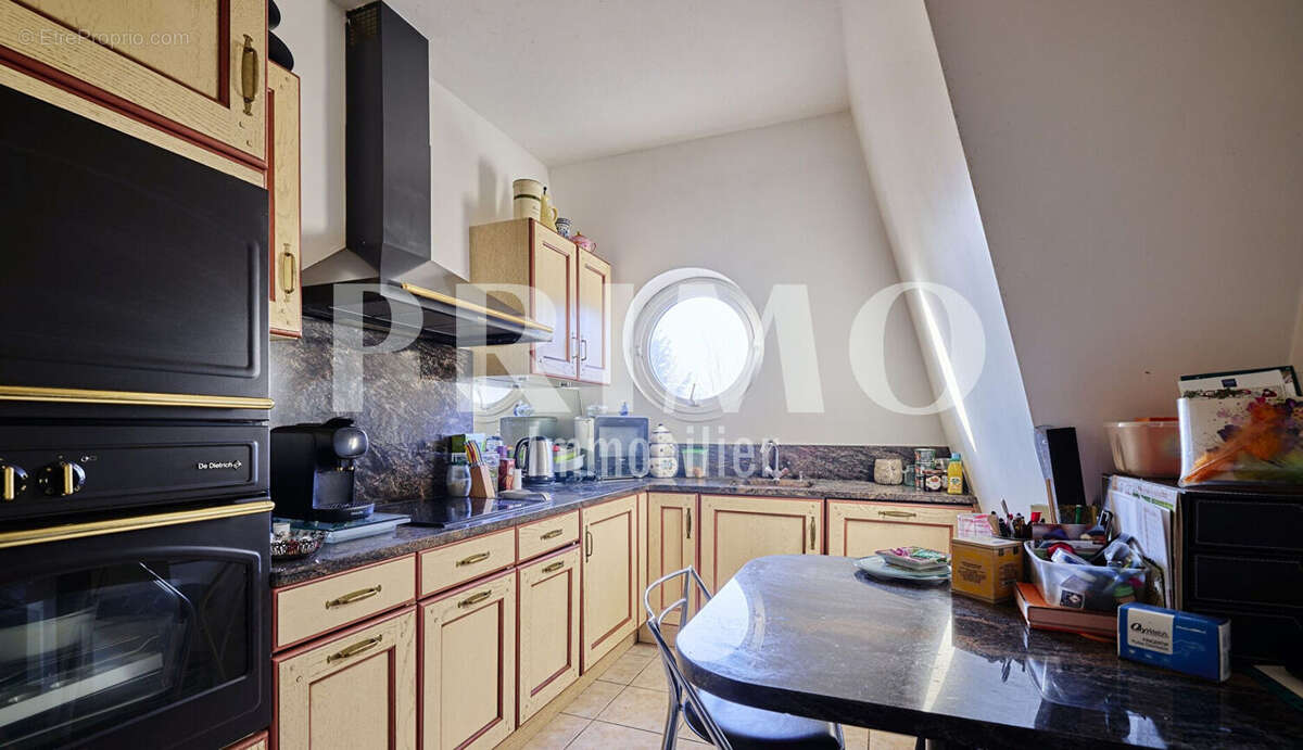 Appartement à LE PLESSIS-ROBINSON