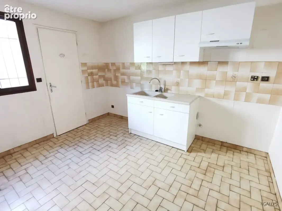 Maison 4 pièces 90 m² à vendre à Saintes (17100) - photo 6