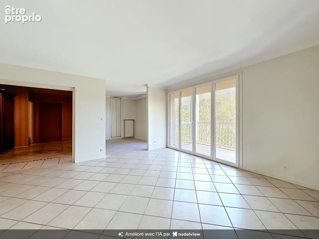 A VENDRE Appartement Caluire Et Cuire 5 pièces 111 m2 avec balcon - photo 3