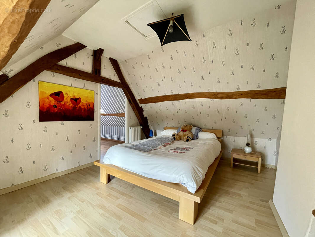 Maison à ARNIERES-SUR-ITON