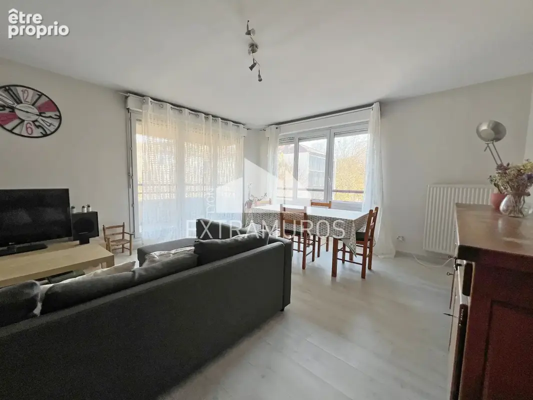 A vendre en exclusivité Lyon 9  Vaise appartement lumineux de 114 m2 avec  4 chambres et balcon. - photo 3