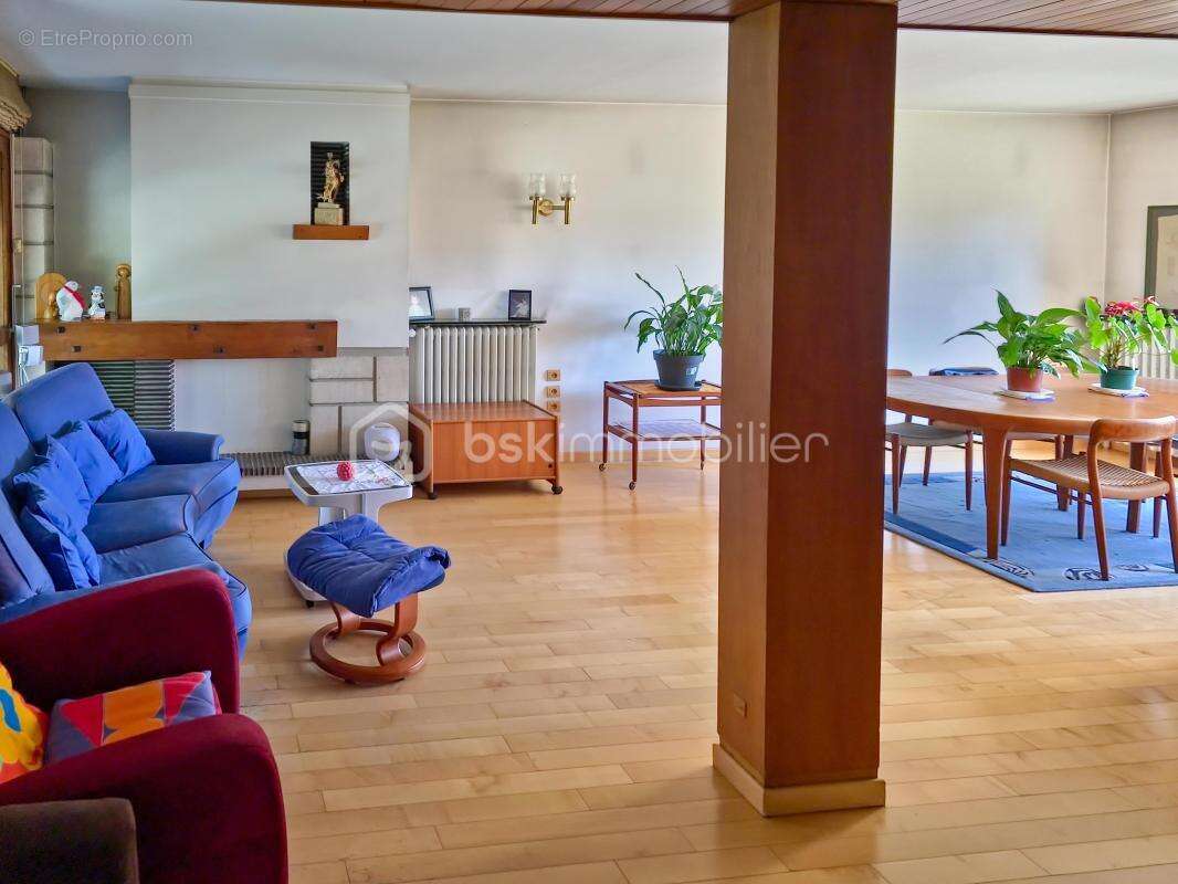 Maison à NOISY-LE-SEC