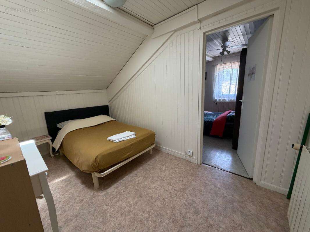 Maison à SAINT-PIERRE-LA-PALUD