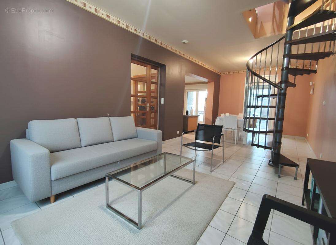 Maison à SIN-LE-NOBLE