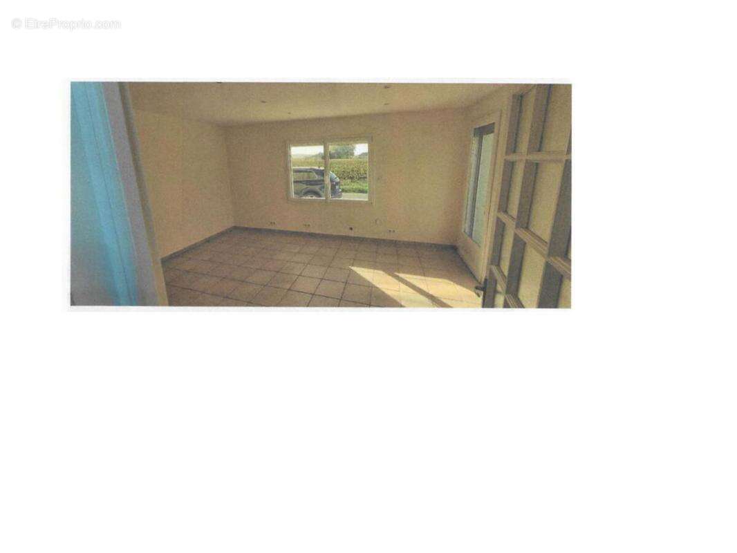 Commerce à SAINT-SULPICE-DE-FALEYRENS