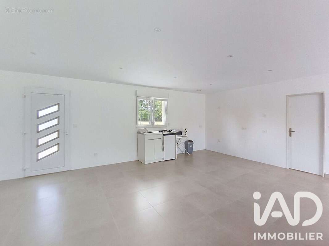 Maison 127 m² à Villefranche-Sur-Cher  - photo 3