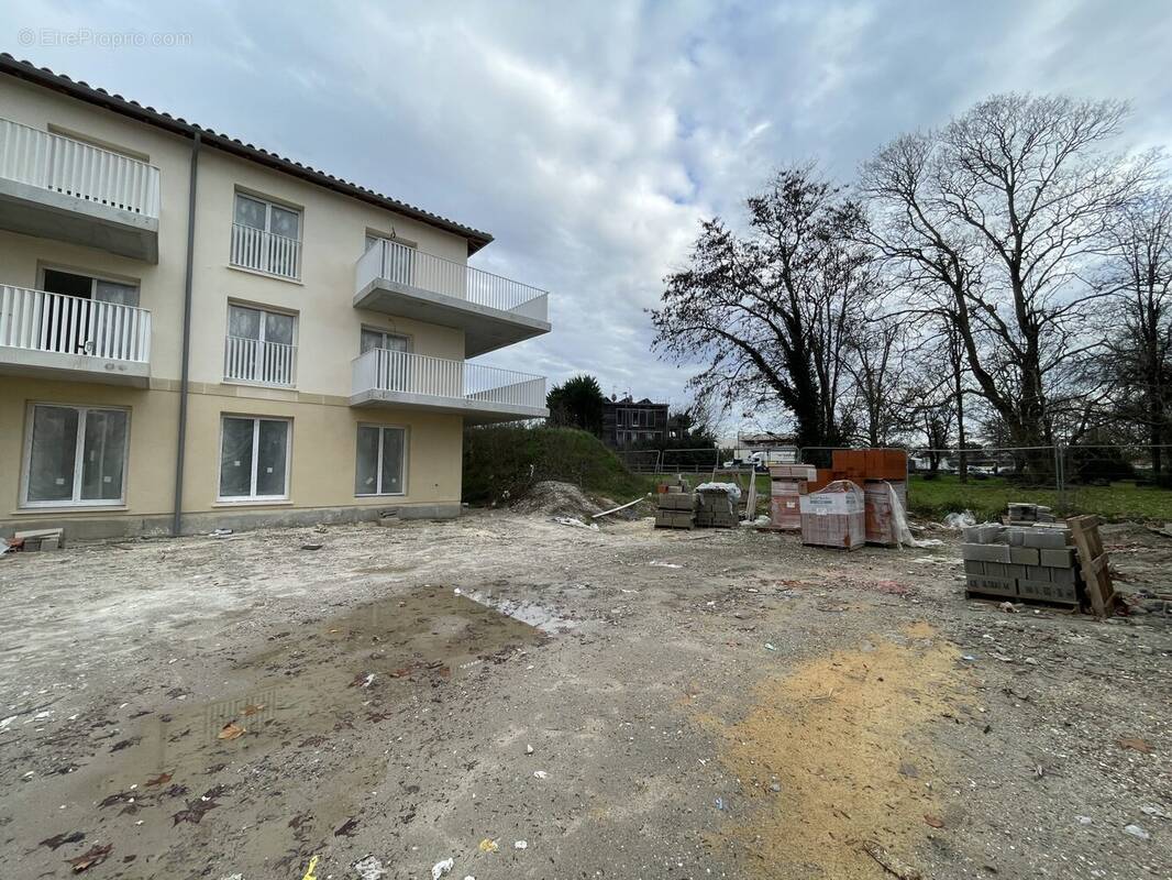 Appartement à BLANQUEFORT