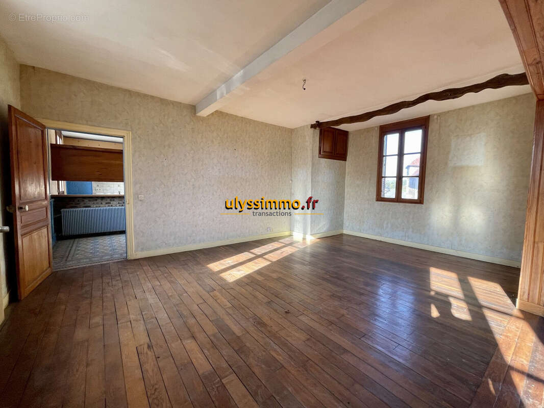 Salle à manger - Maison à DAVENESCOURT