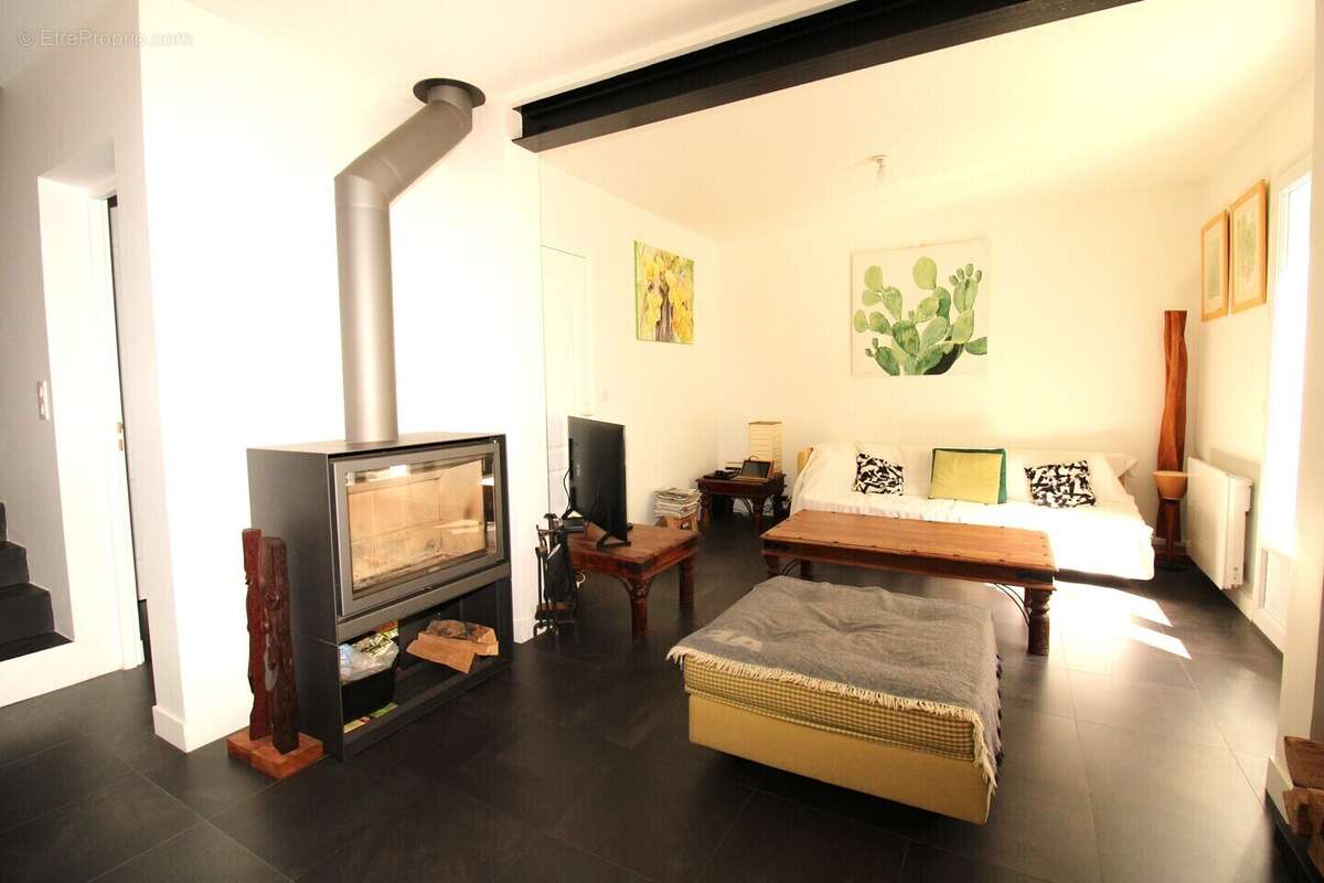 Maison à CIBOURE