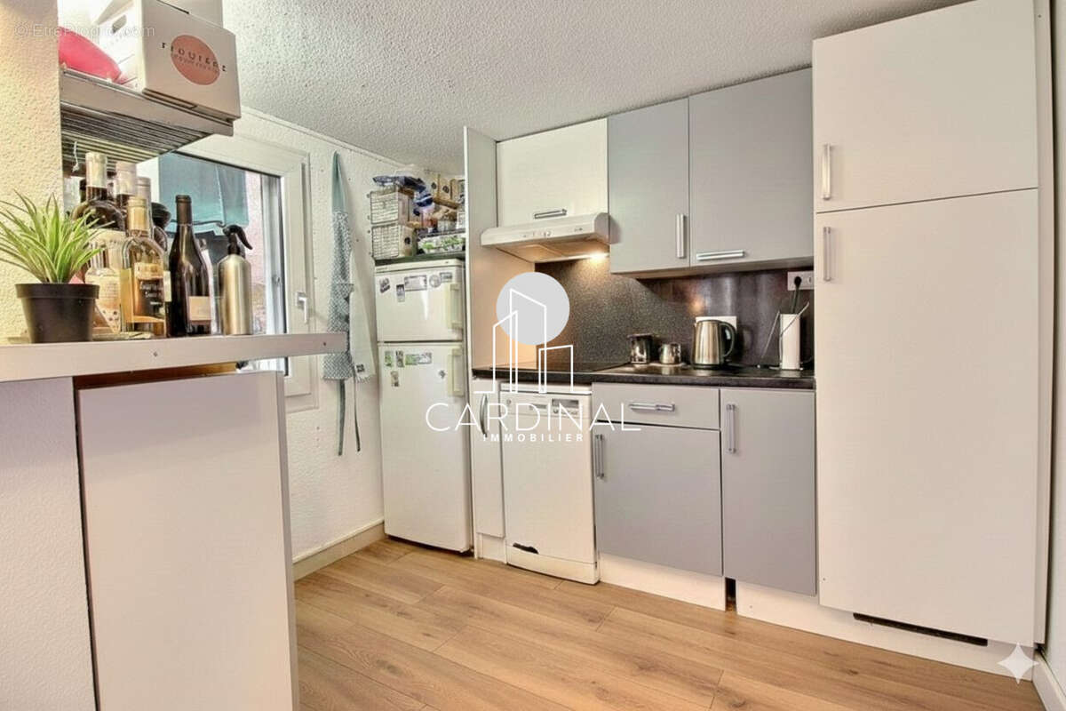 Appartement 44 m² à La Londe-Les-Maures  - photo 4