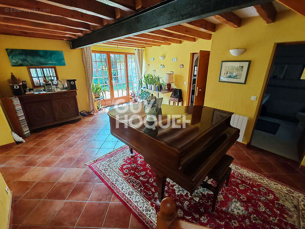 Maison à MILLY-LA-FORET